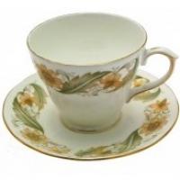 <p>Fine Bone China made in England.</p>
<p>Duchess Greensleeves has a classic floral design of green, brown and shades peach with a gold band on pure white fine English bone china.</p>
<p>It has a classic Victorian style scalloped edge and a subtle embossed feel to suit elegant and fine dining as well as everyday use.</p>
<p>Every item is simply designed but beautifully and carefully crafted, with one standout feature &ndash; a mesmerising translucent characteristic, due to the exemplary quality of the china.</p>
<p>This unique characteristic &ndash; created by the collection&rsquo;s lead-free reflective glaze &ndash; actually enhances the appearance of all food presentation, therefore helping to make all dining occasions that little bit more special.</p>
<p>Duchess English fine bone china represents excellent value for an English made bone china set.<br /><br /><strong>Official UK Stockist</strong></p>