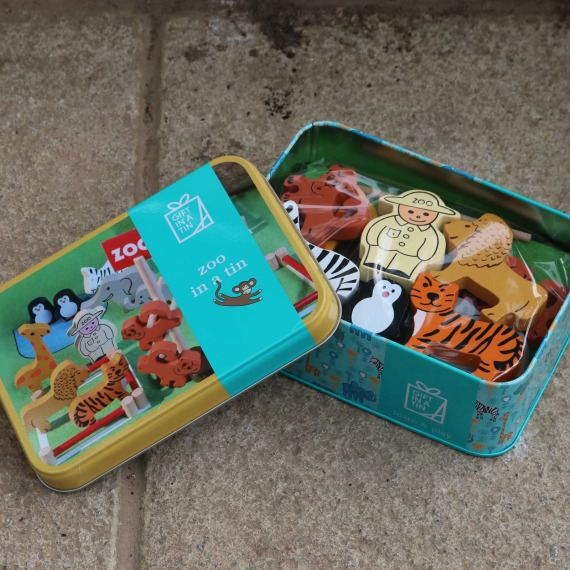Apples to Pears Wooden Playset Zoo Gift in a Tin 101281