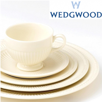 <span>The most aristocratic of Wedgwood's patterns, Edme dates back over a century and is characterised by sophisticated Georgian shapes and a design motif drawn from Wedgwood's original 18th century archives. The collection has an earthenware body, and features a smoothly harmonious laurel motif.&nbsp;<br /><br />All our stock is new from the supplier, Wedgwood.&nbsp;<br /><br />*This is a discontinued range so only available while stock lasts.*<br /><br /><strong>Offical UK Stockist</strong><br /></span>