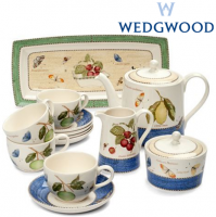 The English Country Garden is an image ingrained in the British identity, and serves as inspiration for Sarah's Garden. This earthenware whimsical dinnerware pattern is characterized by motifs and borders in delicate pastel shades, reminiscent of floral herbs like lavender and thyme.<br /><br />All our stock is new from the supplier, Wedgwood.&nbsp;<br /><br /><strong>Offical UK Stockist</strong>