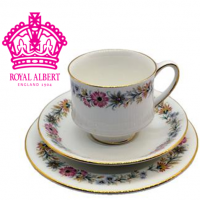 <strong>Paragon/Royal Albert Belinda</strong>&nbsp;is one of the most widely recognised discontinued designs from the Paragon brand.&nbsp;Belinda&nbsp;features a floral sprig border with yellow and pink flowers and gold trim. The shapes are typically Paragon with straight vertical sides and ribbed edging. It was later manufactured under the Royal Albert name, following&nbsp;the takeover of Paragon by&nbsp;<span data-mce-fragment="1">Thomas C Wild &amp; Sons Ltd</span>. All pieces remained the same in shape and design. Only the backstamp changed.<br /><br />This pattern was discontinued in 1998.<br /><br />All our stock is new from the supplier, Royal Albert.&nbsp;<br /><br />*This is a discontinued range so only available while stock lasts.*<br /><br /><strong>Offical UK Stockist</strong>