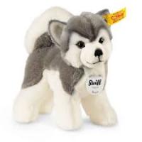 <strong>Steiff Plush Animals and Bears Suitable for Children</strong>.<br />&nbsp;All with the Steiff Button in Ear for long term identification as a quality product.<br />Official Steiff Stockist UK<br /><br />There are many stuffed teddy bear companies, but there is only one Steiff. In the world of plush childrens soft toys, Steiff are totally unique. Their Steiff for kids range, stand proudly above those from their competitors. That's because they are made from superior materials, exclusively by hand, in the same workshops in which they've been created for over a hundred years. They are beautifully designed, ultra-realistic, and completely child safe. Many Steiff products become heirlooms that accompany a child all the way through adulthood.