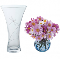 <span>Provide a beautiful home for flowers with any choice of a Dartington vase. With a host of size and design options &ndash; all lovingly created by hand. As an ever popular gift idea many of our vases are suited to engraving for that special present.</span>