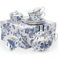 The Botanic Blue collection by Portmeirion is reminiscent of a French antique toile fabric with soft blue floral motifs set against a fresh white background.&nbsp;<br /><br />Featuring a delicate spot background and delightful scalloped edges, Botanic Blue has a charming antique style and comes beautifully packaged making it a truly perfect gift.&nbsp;<br /><br />The classic Botanic Blue design has a subtlety that ensures a timeless appeal. And, as you can expect from Portmeirion, it is made from the highest quality materials.