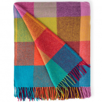 <p><span style="color: #008000; font-size: small;"><strong>FREE UK delivery when you spend over &pound;49. No extra Tax or Duty charges for UK addresses.</strong></span><br /><br />Blankets &amp; Throws by Avoca. IN STOCK NOW.</p>
<div id="cat_desc" class="cat-desc">
<p>Soft natural fibres are woven in Ireland using time-proven techniques for blankets that you'll love a lifetime.</p>
</div>